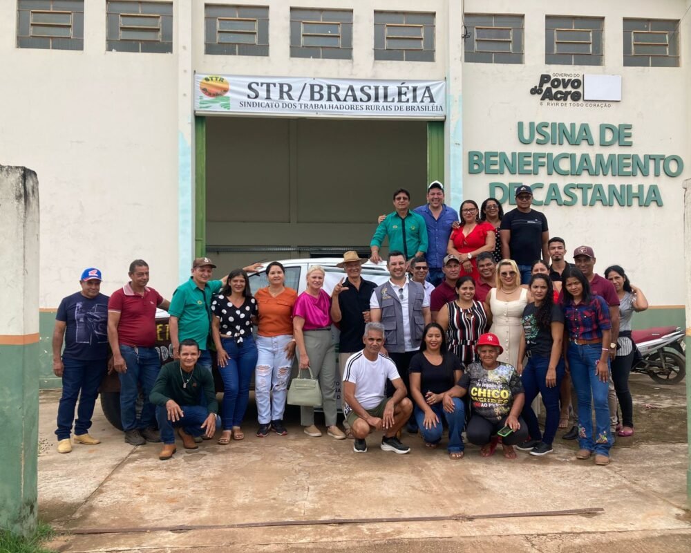 STTR de Brasiléia recebe caminhonete viabilizada por emenda de Léo de Brito